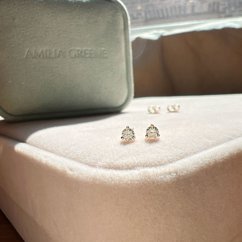 petit-stud-earrings-lab-diamonds