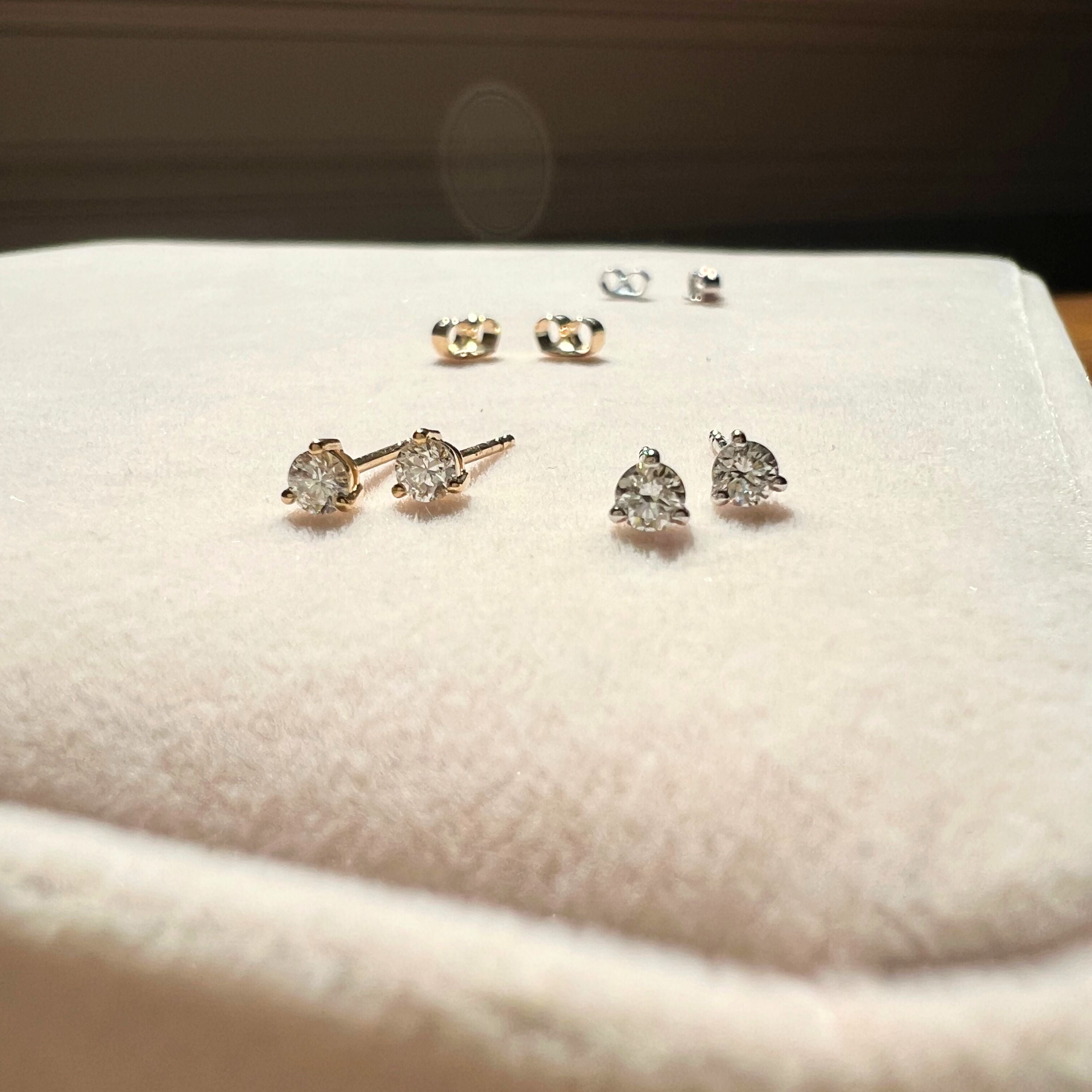 petit-stud-earrings-lab-diamonds